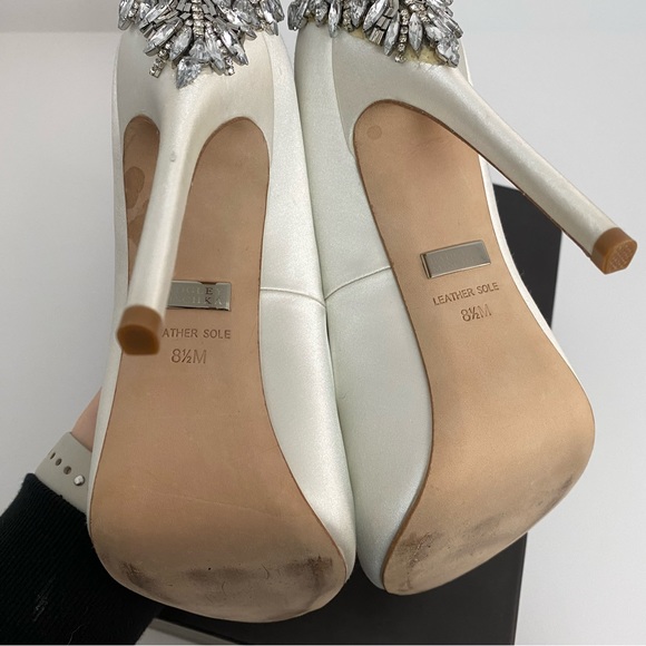 Badgley Mischka Kiara Bridal Pumps 8.5 White Satin | Crystal Heel Peep Toe Shoes - Picture 14 of 16